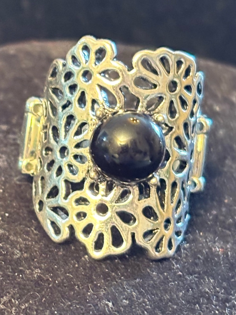Floral Filigree Black Stone Adjustable Ring